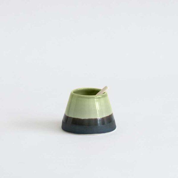 edit-juhasz-ceramics-salt-and-pepper-dish-light-green