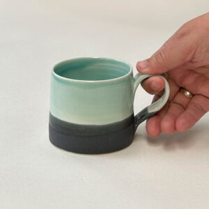 edit-juhasz-ceramics-medium-cups-mugs-2023-tourquise